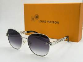 Picture of Louis Vuitton Sunglasses _SKUfw80879844fw